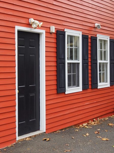 Cost of Red Vinyl Siding Installation in Bellingham