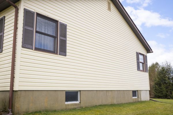 Dutch Lap Siding Repair in Bellingham