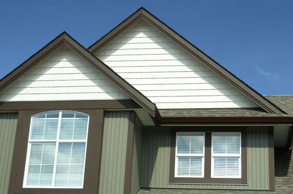 Cost of Vertical Vinyl Siding Repair in Bellingham